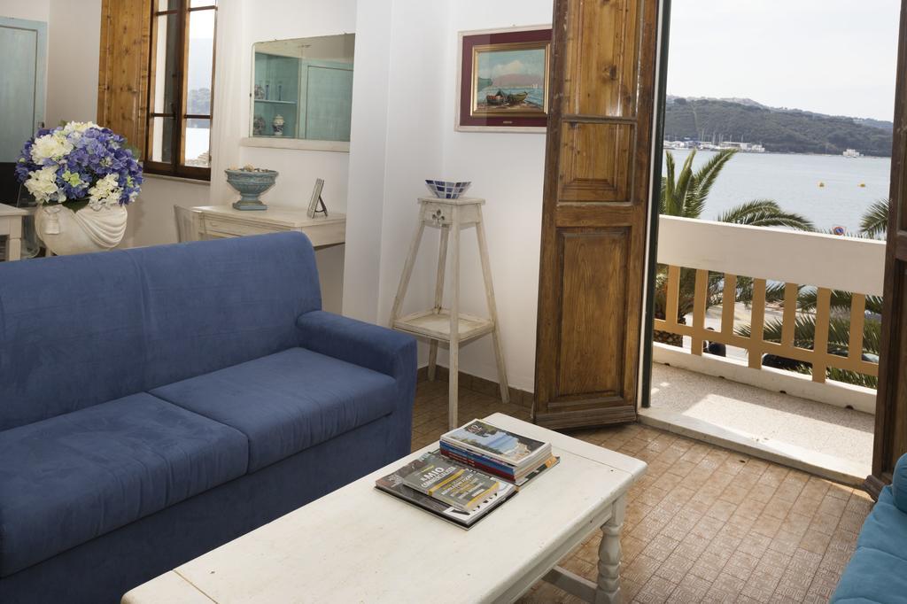 Hotel Belmare Porto Azzurro Cameră foto